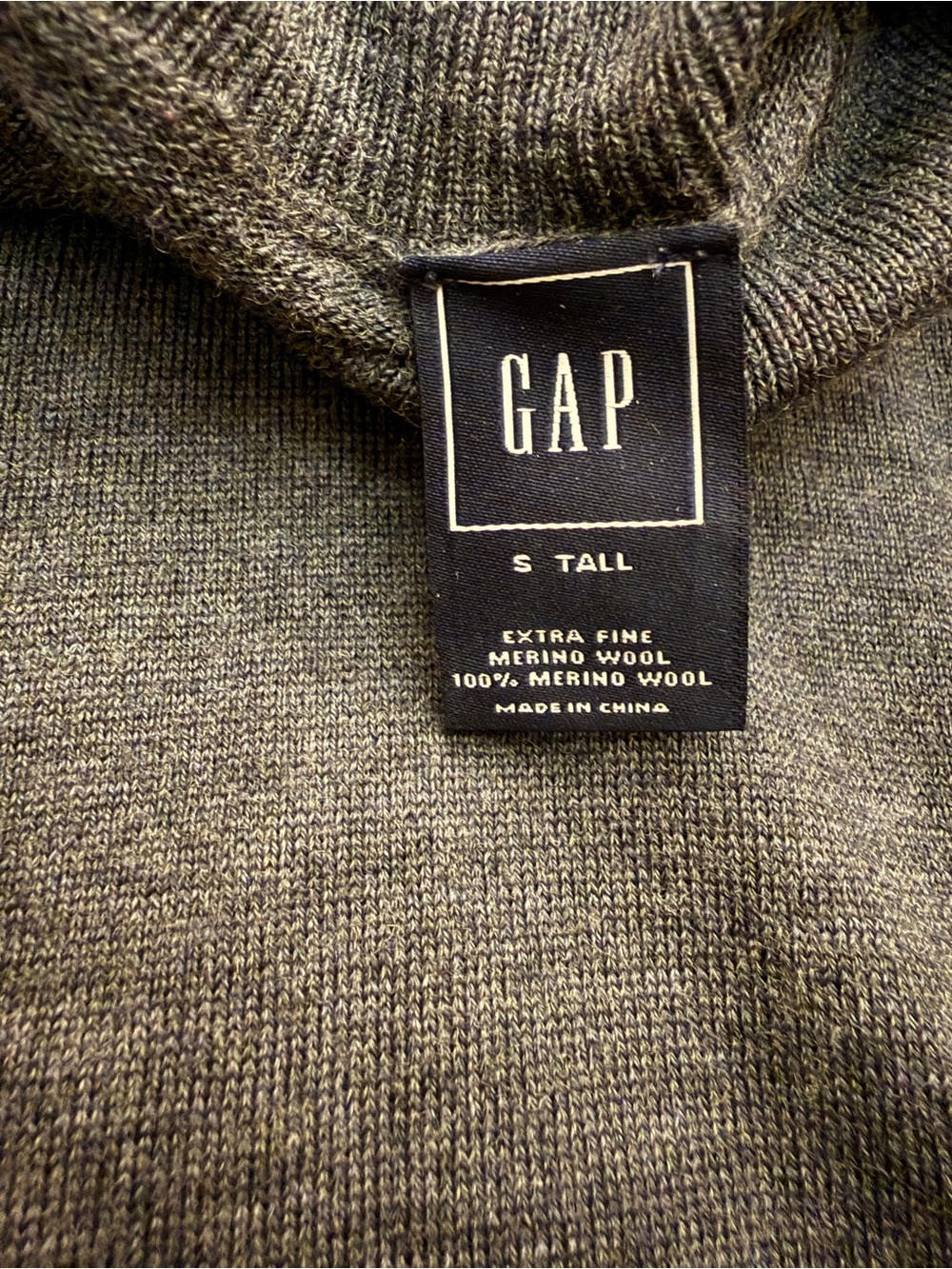GAP Set Of 2 Extra Fine Merino Wool Turtleneck Sweaters Small Tall - Picture 4 of 7
